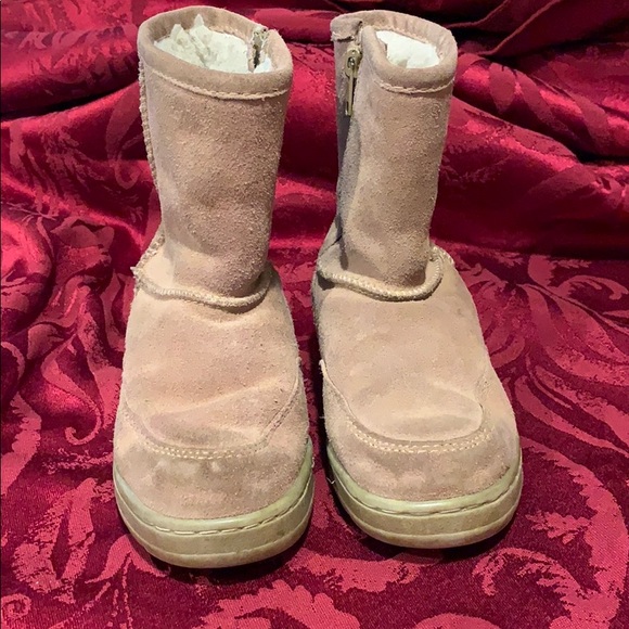 Cherokee (Target) brand ugg-type children’s boots. - Picture 5 of 5